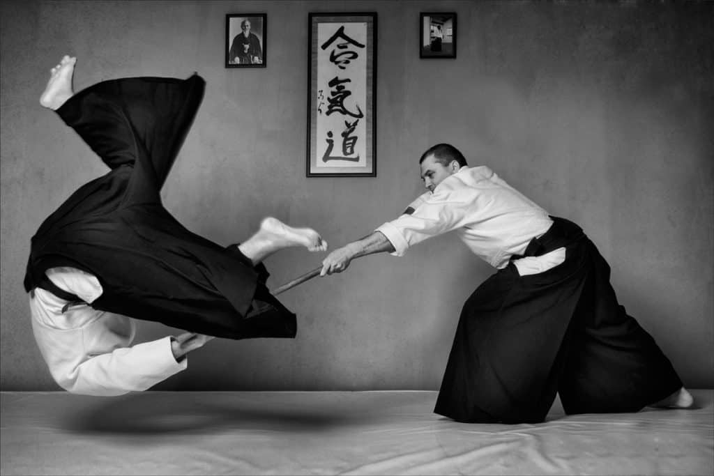 Hacer aikido