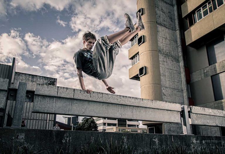 Todo lo que necesitas saber sobre el parkour