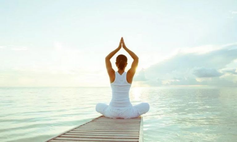 Posturas de yoga para iniciarse