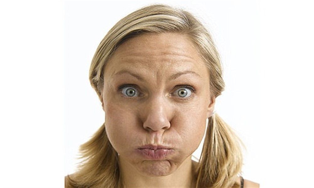 Yoga facial tonifica rostro joven