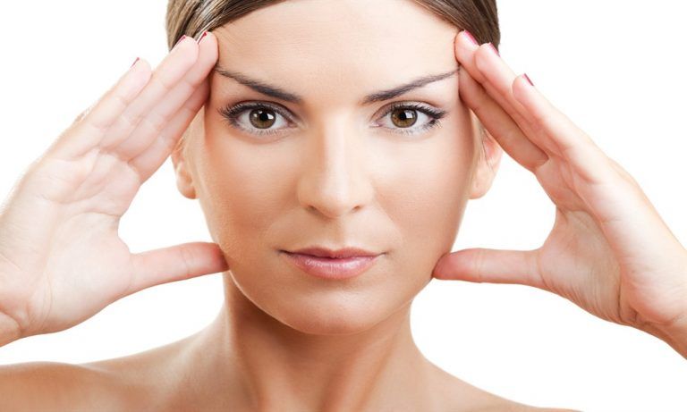 Yoga facial tonifica rostro joven