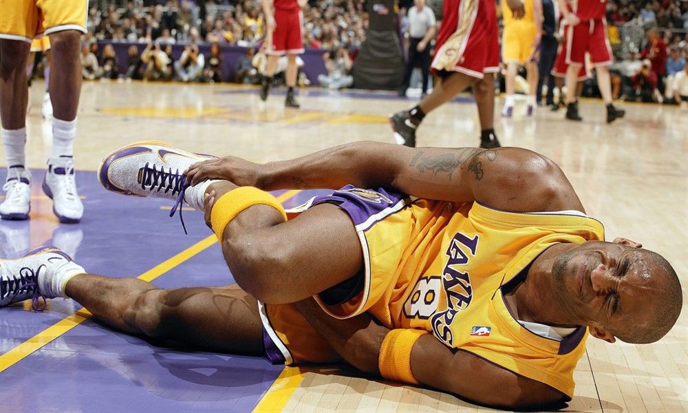 Consejos para evitar lesiones en baloncesto