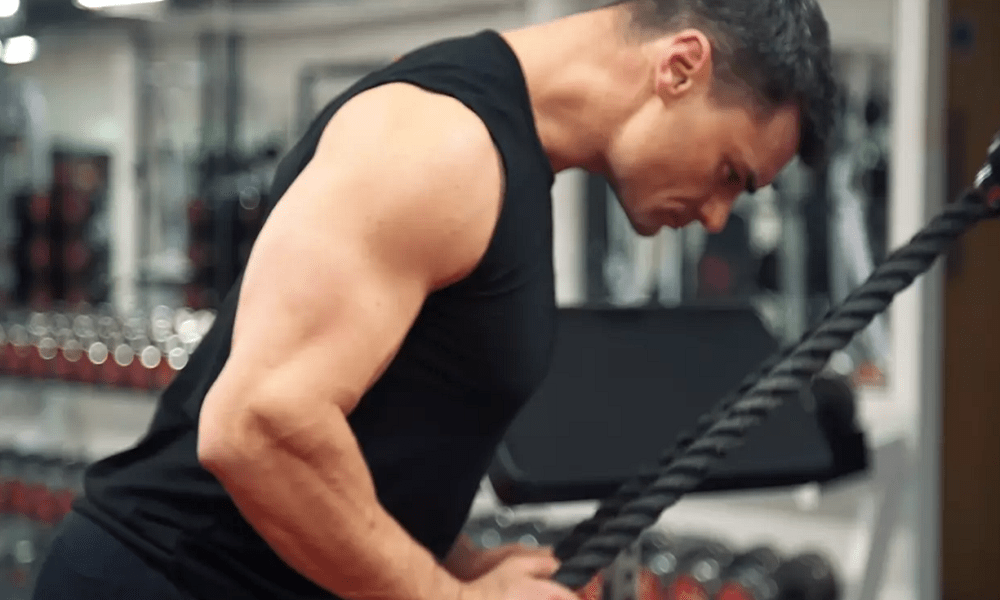 Tríceps con cable crossover