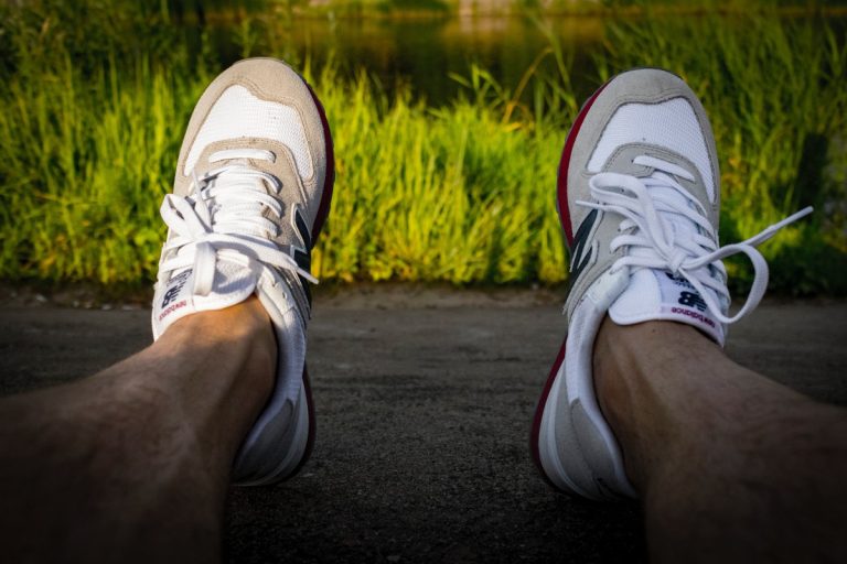 cuáles son los problemas más comunes en los pies de los deportistas