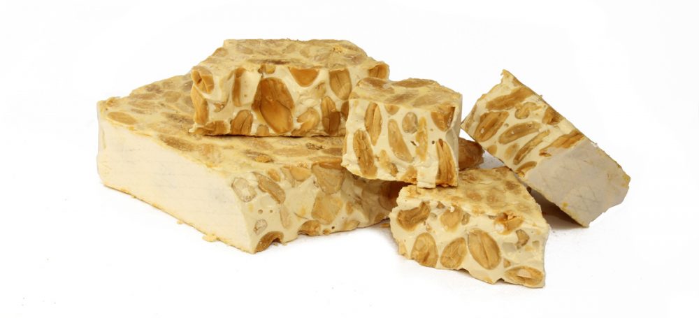 turrón de almendras de alicante