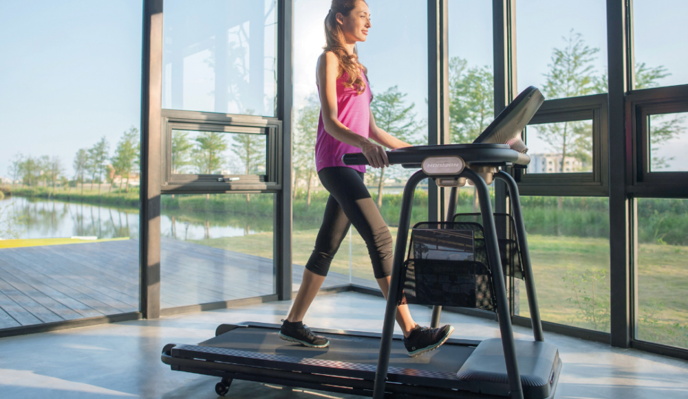 hacer running en casa con una cinta de correr es saludable