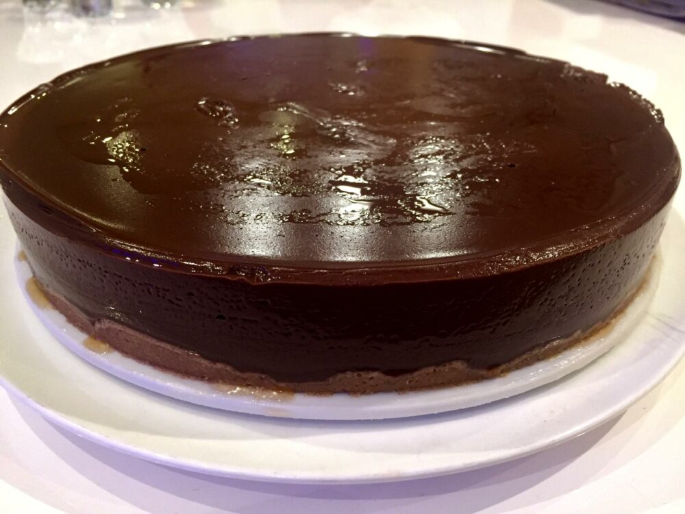 recetas de tartas sin azúcar, tarta de chocolate con frutos secos