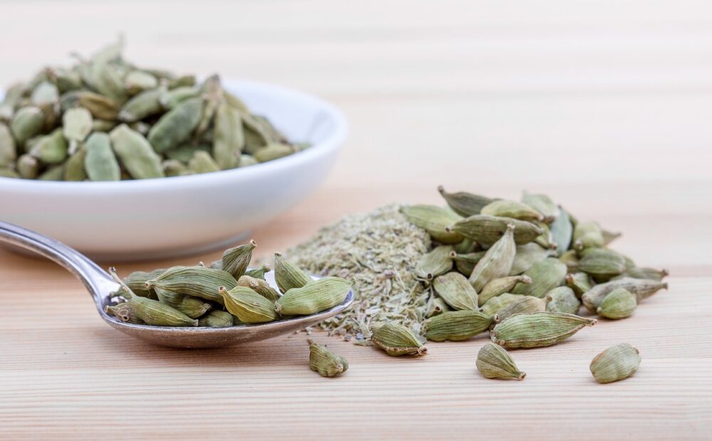 Estos son los beneficios que puede aportarte el cardamomo