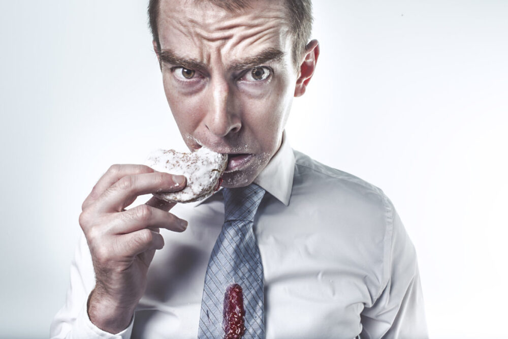 Estas son las razones por las que comemos más cuando estamos estresados