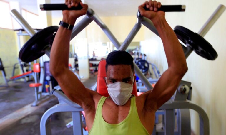 combatir la covid en el gimnasio