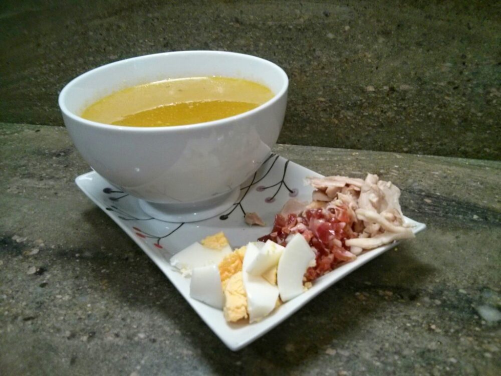 sopa de picadillo, otra de las recetas de platos de cuchara con mucha proteína