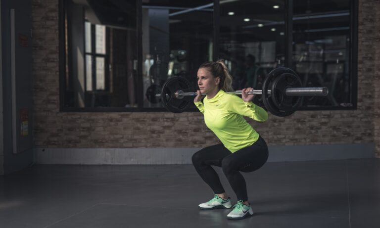 Las sentadillas son ejercicios de tirón muy eficaces