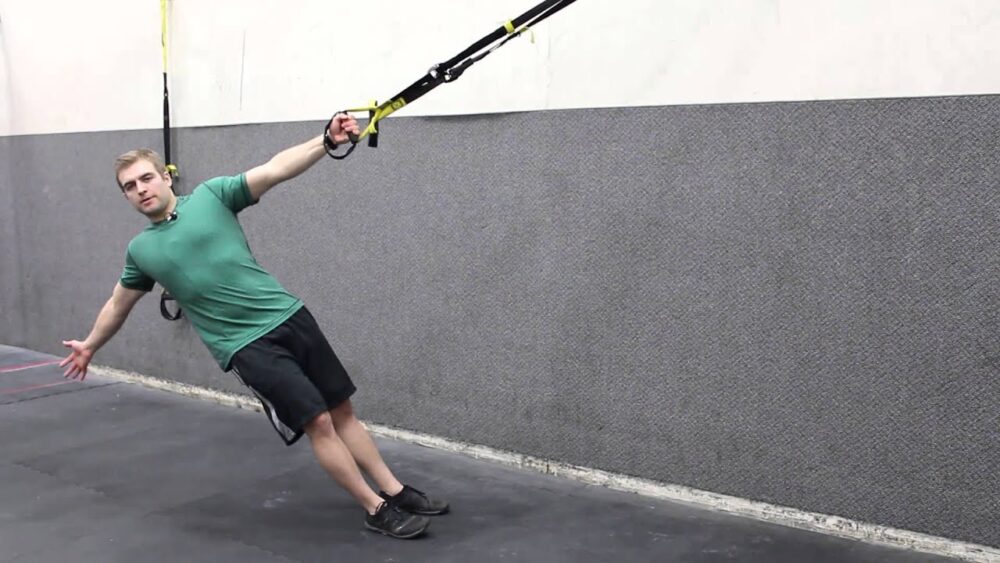 TRX power pull rutina con TRX para espalda