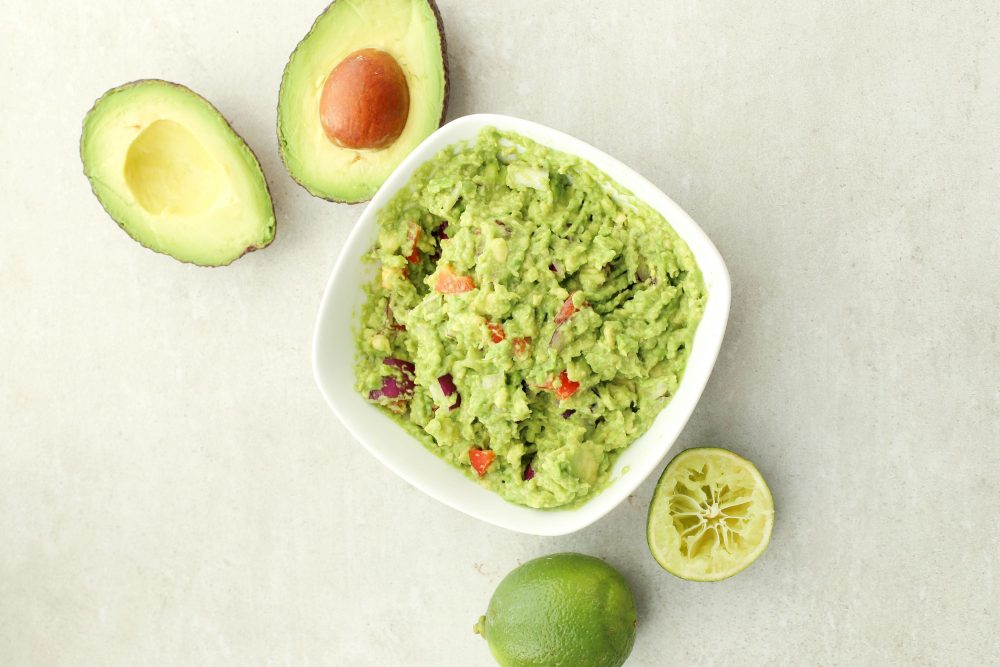 El guacamole es una de las recetas veganas más fáciles de preparar